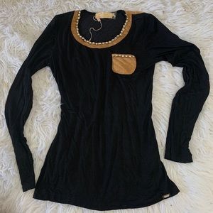 Black long sleeve shirt